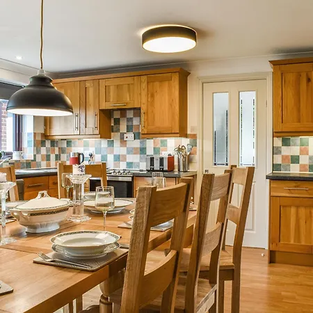 Evergreen House Nyaraló