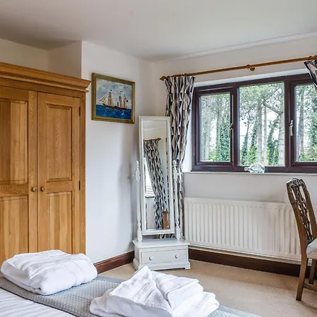 Evergreen House Runswick